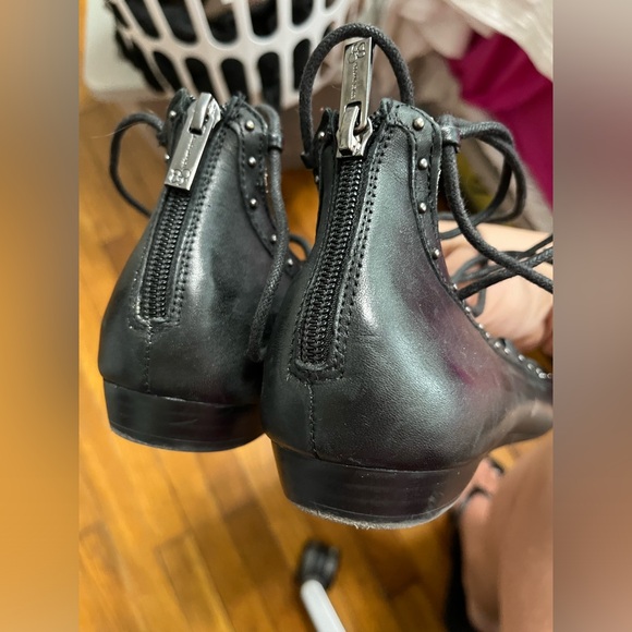 Jessica Simpson Size 10 shoes - Picture 3 of 3